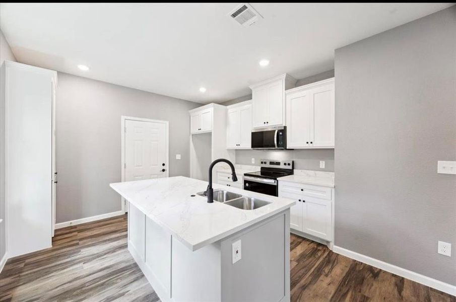 Furnished interior view inside a new home in , Fort Worth (Image 6). Furnished interior view inside a new home in , Fort Worth (Image 6).