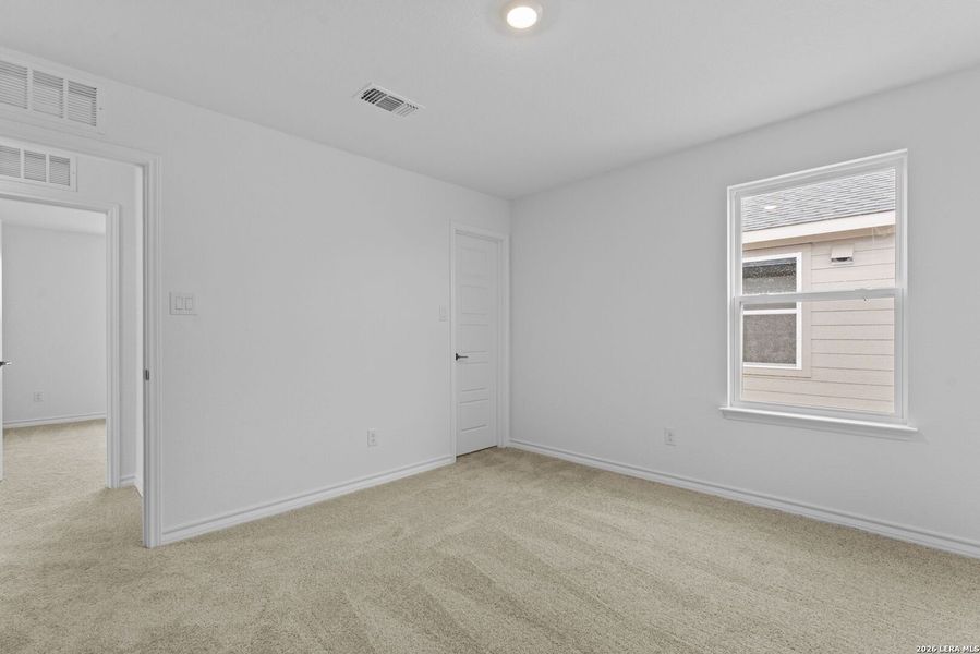 Spacious, unfurnished interior of a new home in Nopal Valley, San Antonio (Image 21). Spacious, unfurnished interior of a new home in Nopal Valley, San Antonio (Image 21).