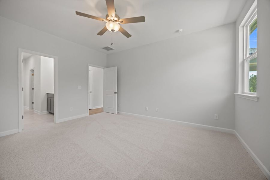 Representative unfurnished interior of a home built from the The Ashport B by Davidson Homes LLC in Saddle Creek Ranch, Cibolo (Image 25).