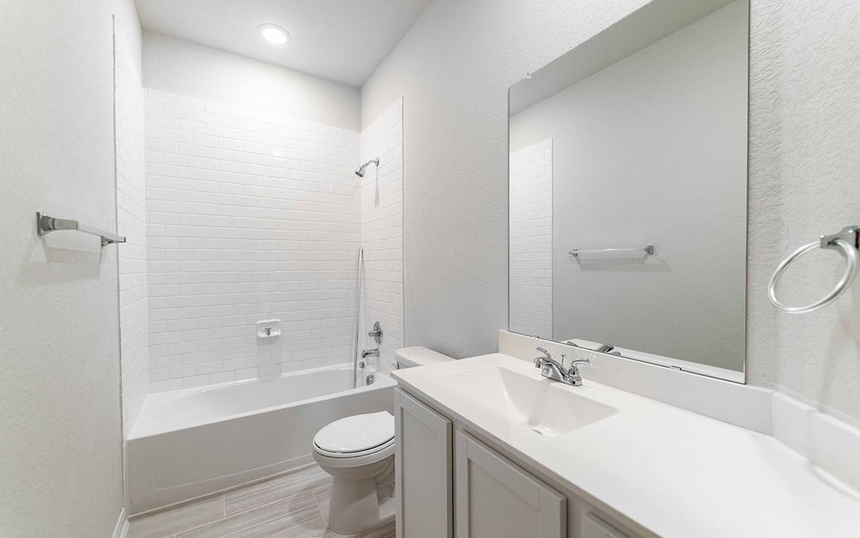 Furnished interior view inside a new home in Hunter's Ranch, San Antonio (Image 7).