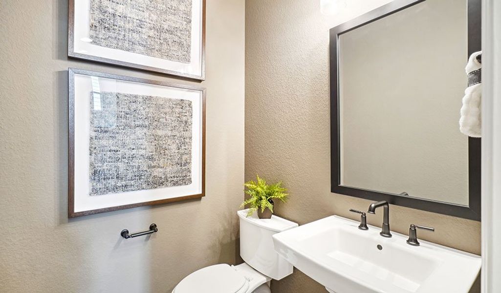 Hemingway-D250-PrairieSong Bathroom