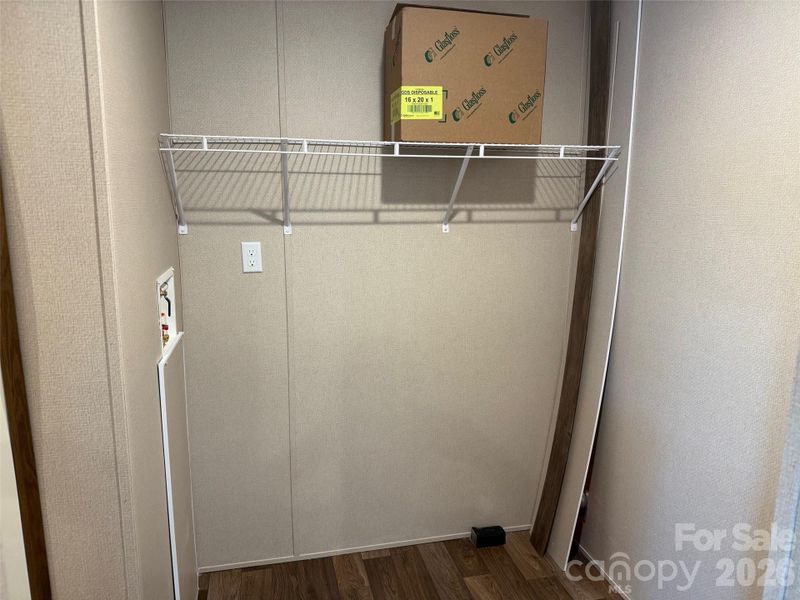 Spacious, unfurnished interior of a new home in , Shelby (Image 18).