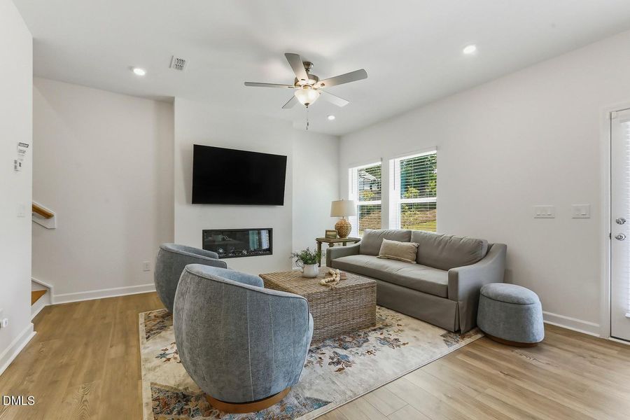 020-066-Family Room-1500x1000
