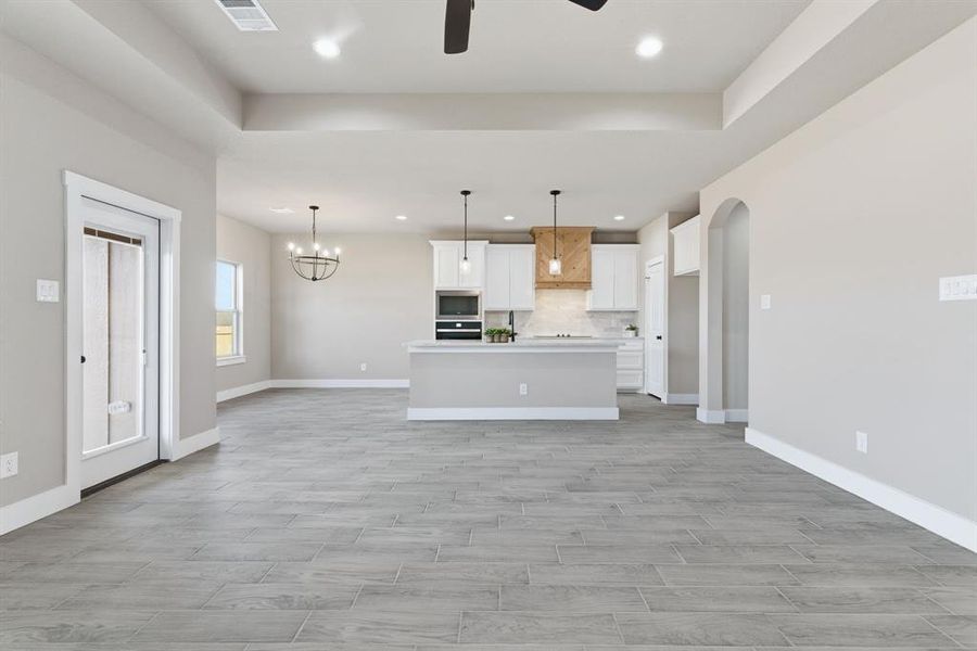 Spacious, unfurnished interior of a new home in , Bridgeport (Image 19).