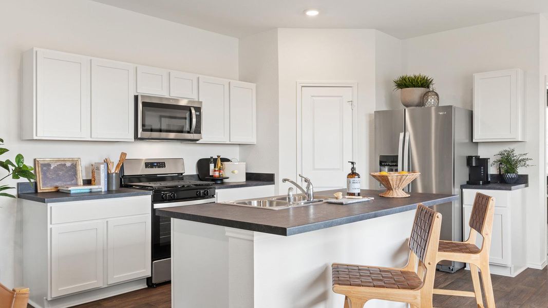 Furnished interior view inside a new home in Wayside, Uhland (Image 30).