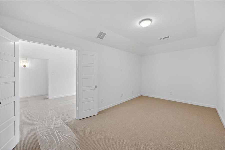 Spacious, unfurnished interior of a new home in Sandbrock Ranch, Aubrey (Image 19).