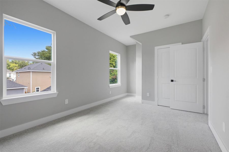Spacious, unfurnished interior of a new home in , Houston (Image 20).