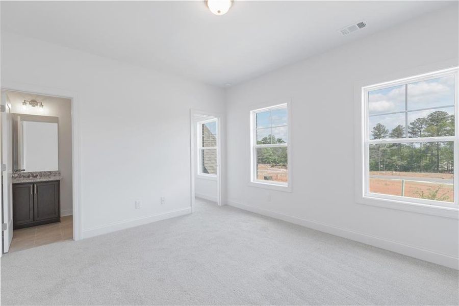 Spacious, unfurnished interior of a new home in , Buford (Image 22).