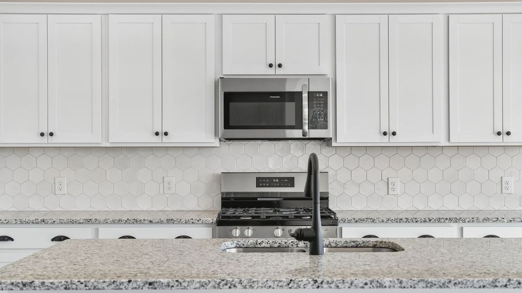 Furnished interior view inside a new home in McClure Farms, Columbia (Image 10).