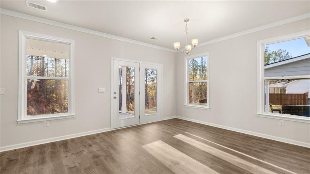 Spacious, unfurnished interior of a new home in Water Oak Estates, Lawrenceville (Image 31).