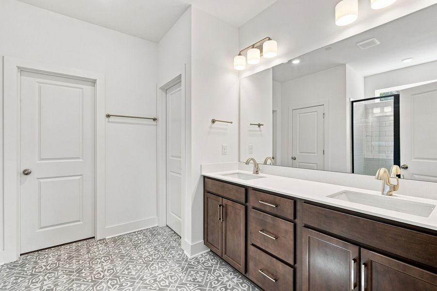 5br New Home in Smyrna, TN.  - Slide 24