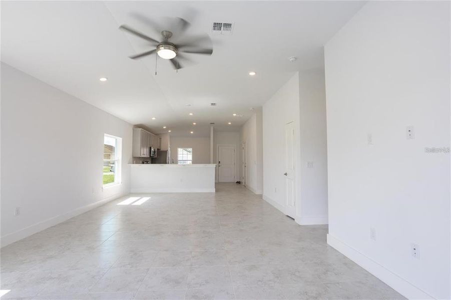 Spacious, unfurnished interior of a new home in , Port Charlotte (Image 22).