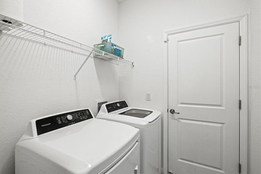 Close-up of interior finishes inside a home in , Port Charlotte (Image 19).