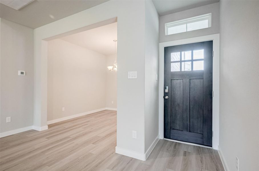 Spacious, unfurnished interior of a new home in McClendon Park Village, Houston (Image 34). Spacious, unfurnished interior of a new home in McClendon Park Village, Houston (Image 34).
