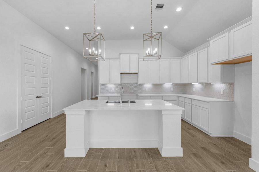 Furnished interior view inside a new home in Beacon Hill, Waller (Image 7).