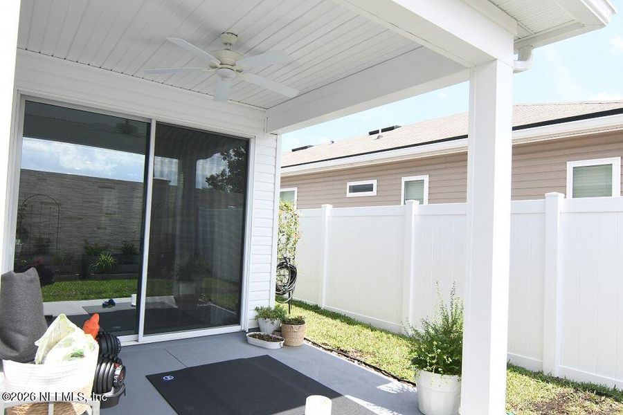 Exterior details and patio area of a home in Forest Crest, Jacksonville (Image 31).
