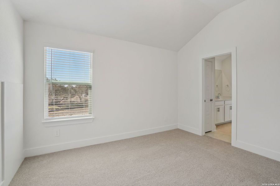 Spacious, unfurnished interior of a new home in Carmel Ranch, Schertz (Image 19). Spacious, unfurnished interior of a new home in Carmel Ranch, Schertz (Image 19).