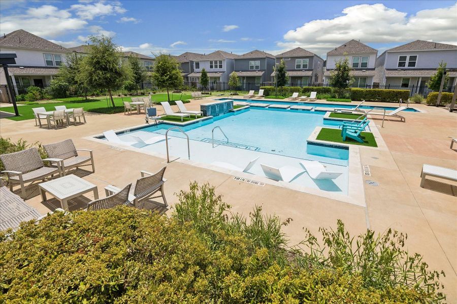 Community amenities in Dunvale Village - Townhome Collection, Houston (Image 28).