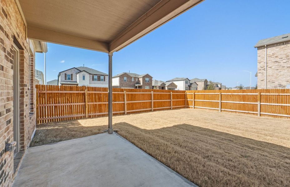 Exterior details and patio area of a home in Lagos, Manor (Image 26).