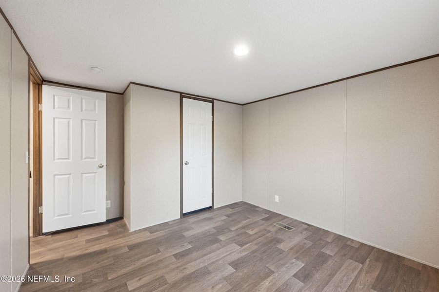 Spacious, unfurnished interior of a new home in , Hastings (Image 25).