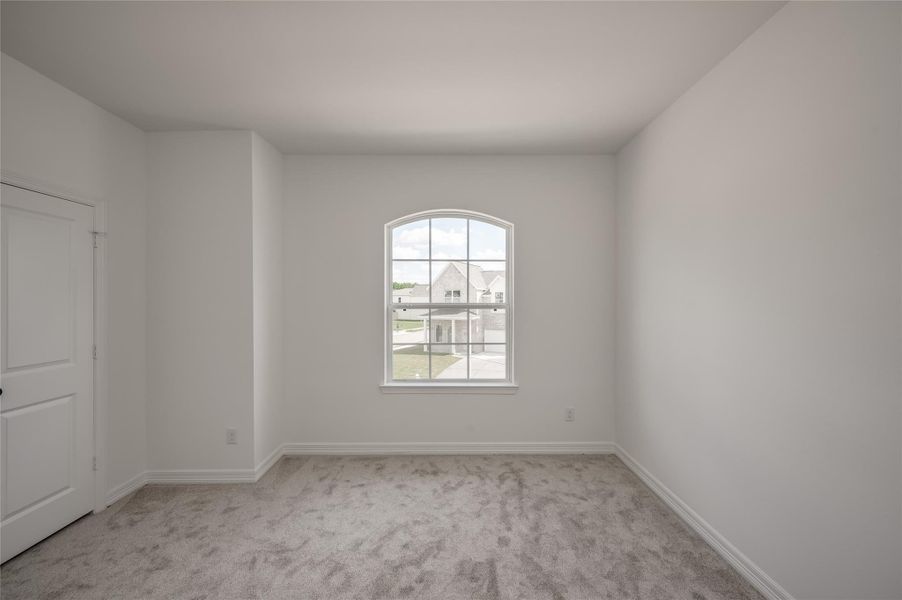 Spacious, unfurnished interior of a new home in , Missouri City (Image 25).