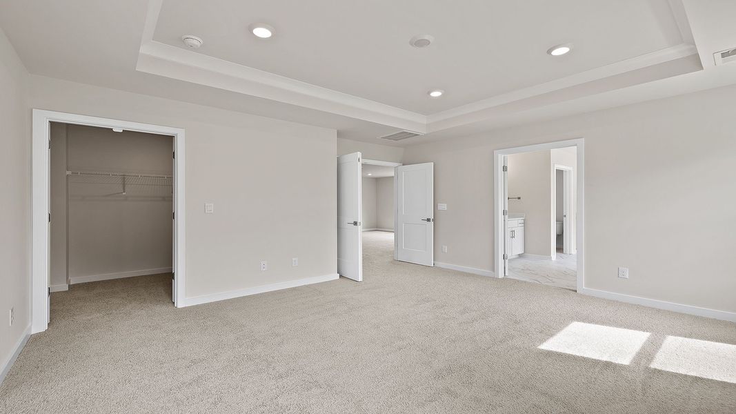 Spacious, unfurnished interior of a new home in Seven Oaks, Greenwood (Image 28).