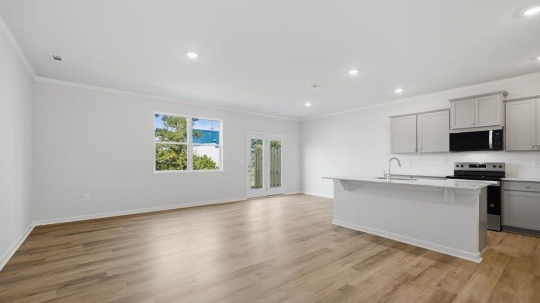 Spacious, unfurnished interior of a new home in Hughes Court, Dawsonville (Image 25).