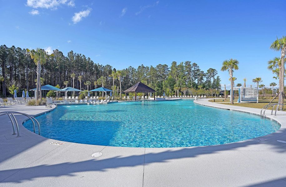 Community amenities in , Summerville (Image 62).