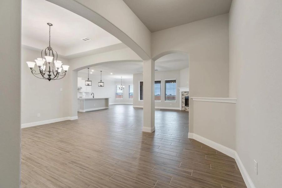 Image 180 representing the Concept 2373 by Landsea Homes in Coyote Crossing, Godley, TX. Image 180 representing the Concept 2373 by Landsea Homes in Coyote Crossing, Godley, TX.