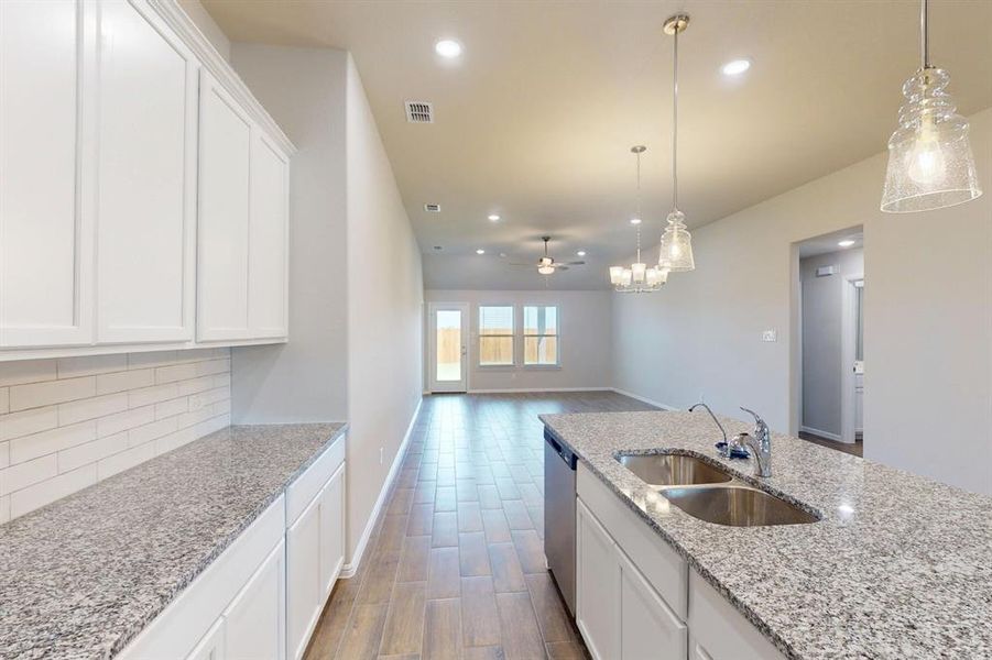 Spacious, unfurnished interior of a new home in Verandah, Royse City (Image 13).