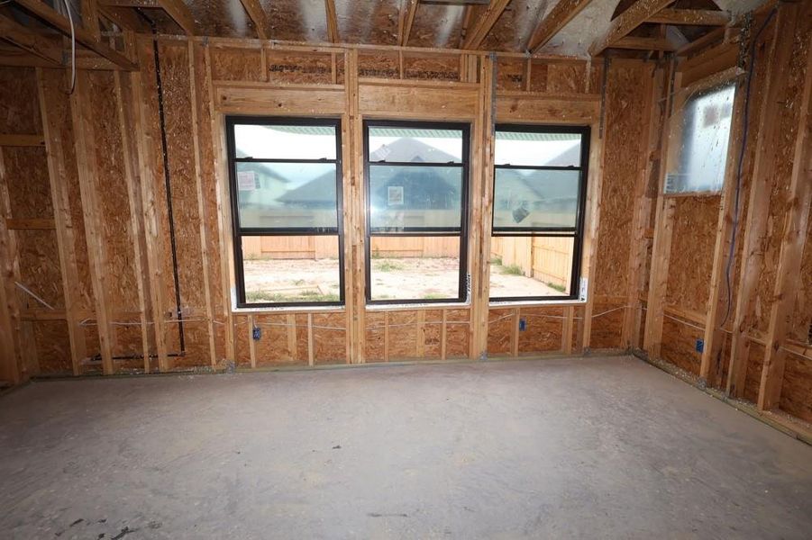 Spacious, unfurnished interior of a new home in The Meadows at Imperial Oaks, Conroe (Image 5). Spacious, unfurnished interior of a new home in The Meadows at Imperial Oaks, Conroe (Image 5).