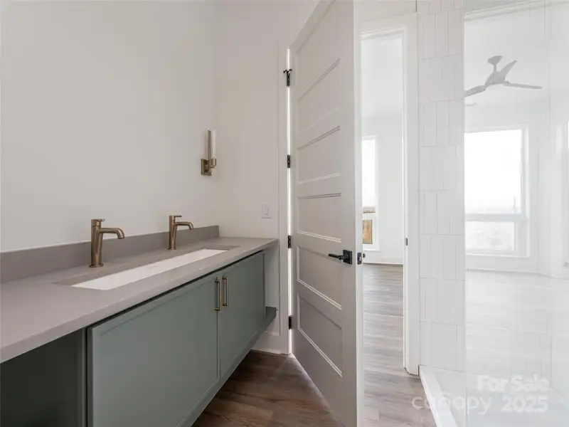 Photo Similar Photo Similar