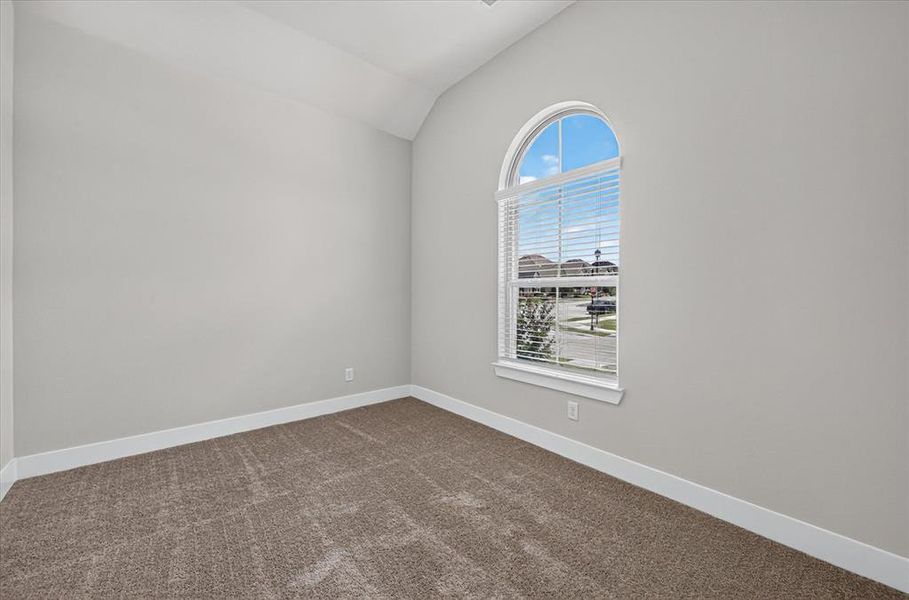 Spacious, unfurnished interior of a new home in Monterra, Fate (Image 28).