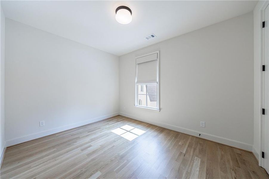 Spacious, unfurnished interior of a new home in Delmont, Atlanta (Image 22).