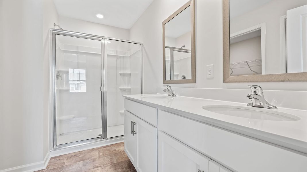 Furnished interior view inside a new home in Woodglen, Piedmont (Image 10).
