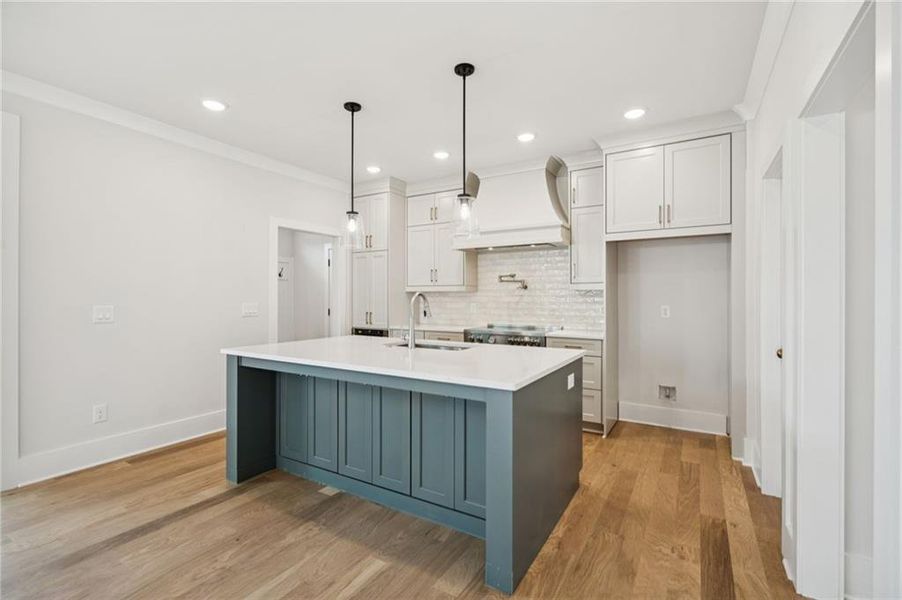 Furnished interior view inside a new home in , Roswell (Image 7).