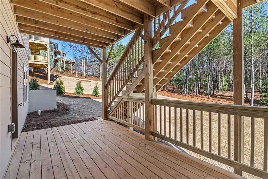 Exterior details and patio area of a home in , Dawsonville (Image 3).
