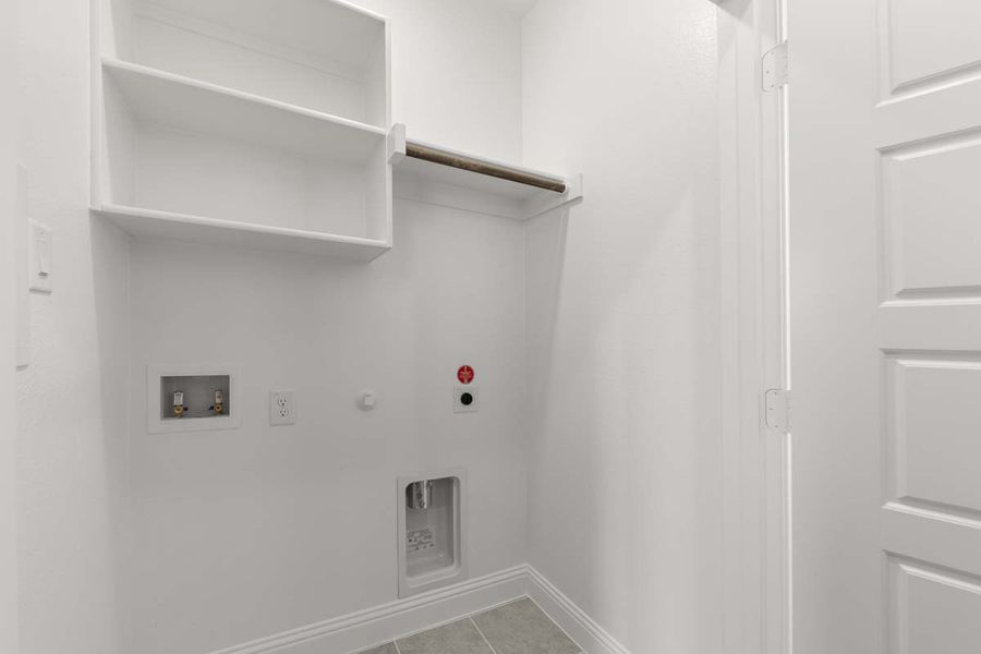 Spacious, unfurnished interior of a new home in Elevon, Lavon (Image 32). Spacious, unfurnished interior of a new home in Elevon, Lavon (Image 32).