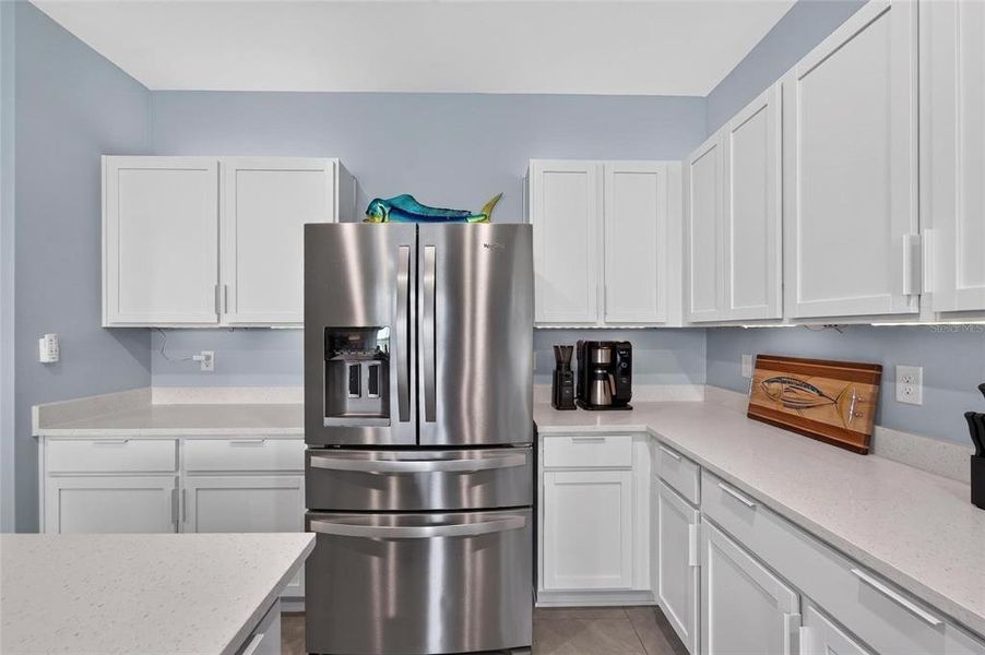 Furnished interior view inside a new home in Mangrove Point, Apollo Beach (Image 35).