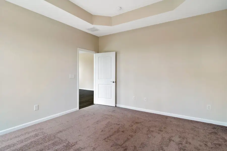 Spacious, unfurnished interior of a new home in Heritage Park at Longs, Longs (Image 14).