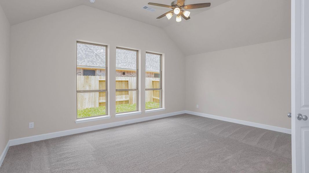 Spacious, unfurnished interior of a new home in Grand Central Park 50', Conroe (Image 9). Spacious, unfurnished interior of a new home in Grand Central Park 50', Conroe (Image 9).