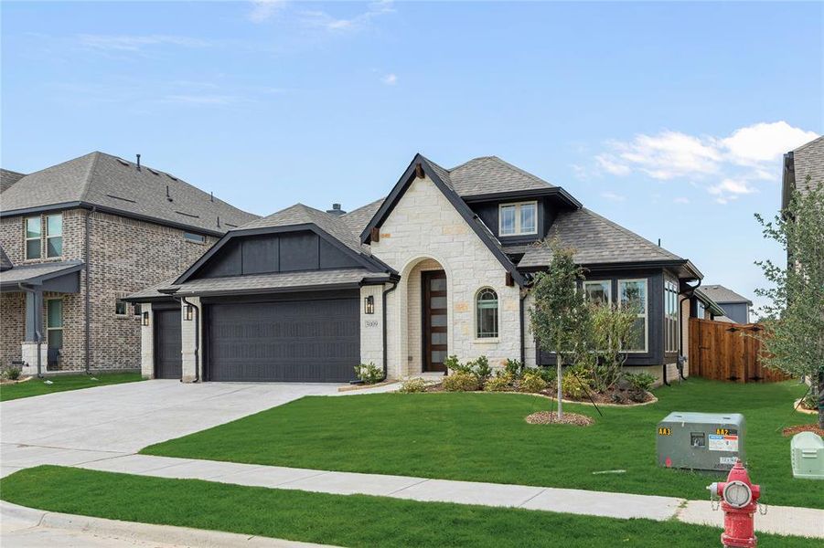 Front exterior of a new home in Liberty, Melissa, TX, highlighting curb appeal (Image 25). Front exterior of a new home in Liberty, Melissa, TX, highlighting curb appeal (Image 25).