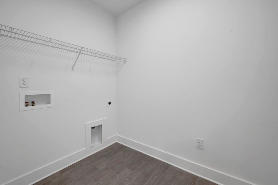 Spacious, unfurnished interior of a new home in McAlister Creek, Clayton (Image 18).
