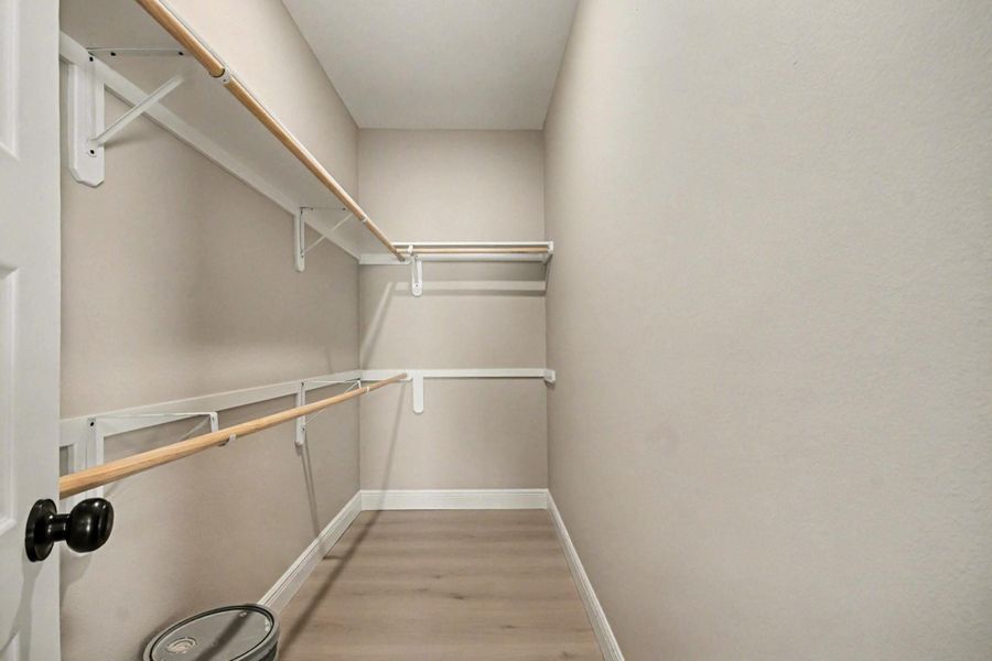 Spacious, unfurnished interior of a new home in , La Marque (Image 14).