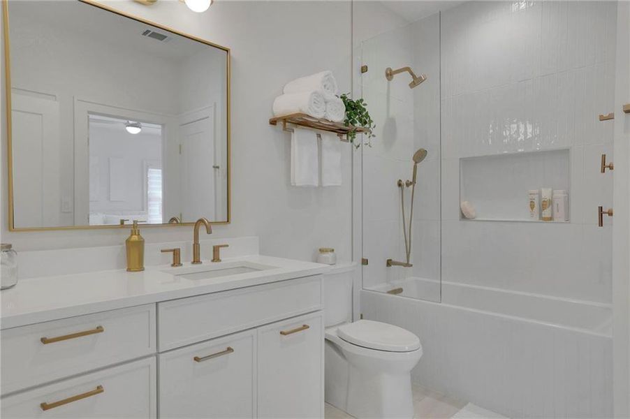 Image 32 of a home in .