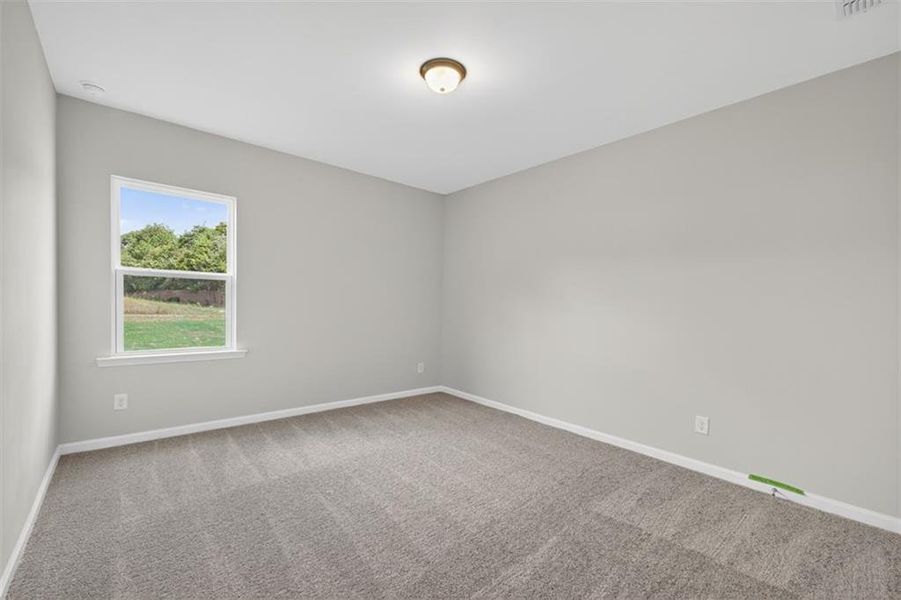 Spacious, unfurnished interior of a new home in Hamilton Place, Cartersville (Image 24).