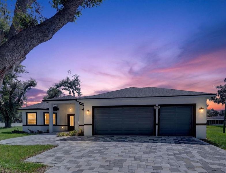 Front exterior of a new home in , Plant City, FL, highlighting curb appeal (Image 27).