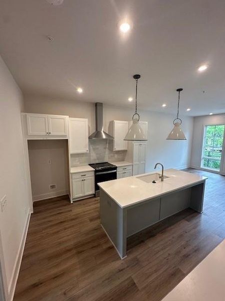 Furnished interior view inside a new home in , Atlanta (Image 8).