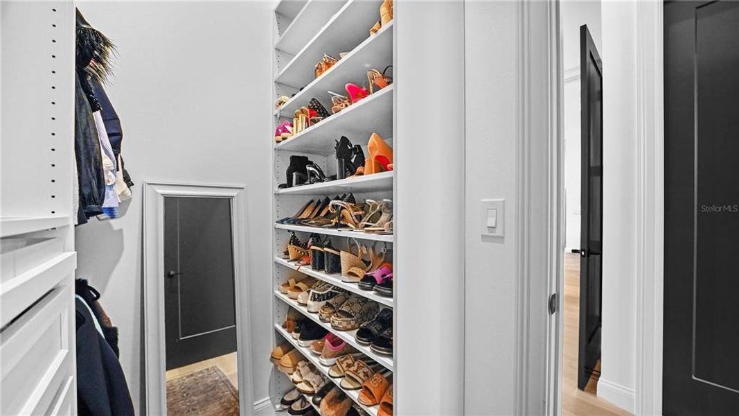 Close-up of interior finishes inside a home in , Port Charlotte (Image 62).