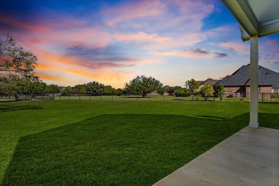 Exterior details and patio area of a home in Brock Heights, Brock (Image 36).